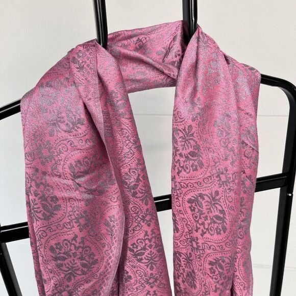 Accessories - NWT Luxurious 100% Cashmere Pink and Gray Fringed Scarf from Jerusalem